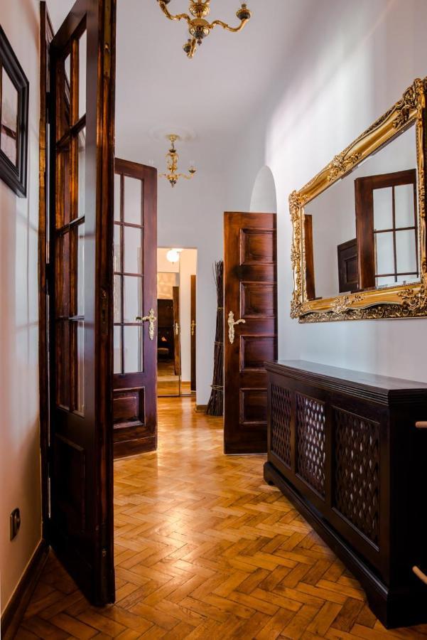 Halby Luxury Rooms Chmielna 73B Варшава Екстериор снимка