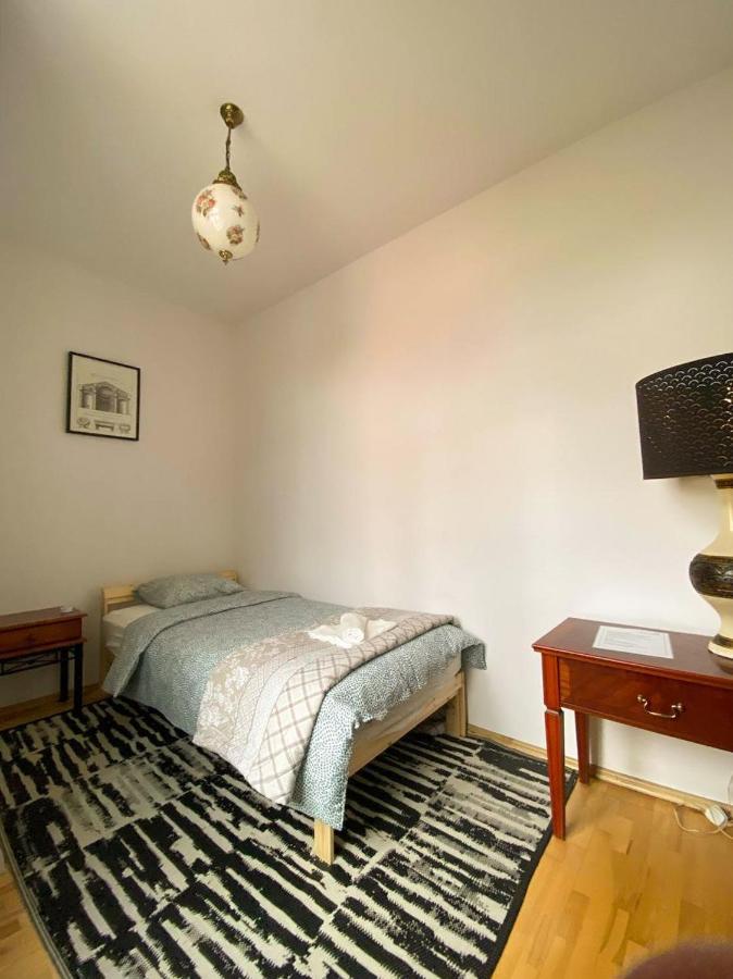 Halby Luxury Rooms Chmielna 73B Варшава Екстериор снимка